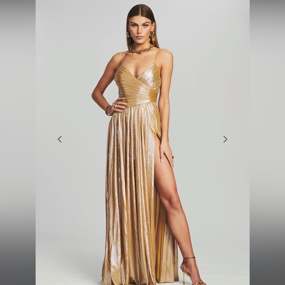 DOSS DRESS IN CHAMPAGNE GOLD RETROFETE.
